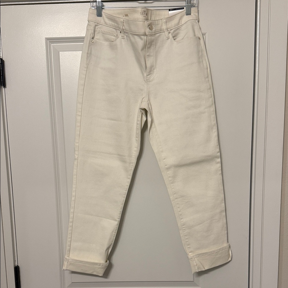 White House Black Market Off-White Ankle Jeans